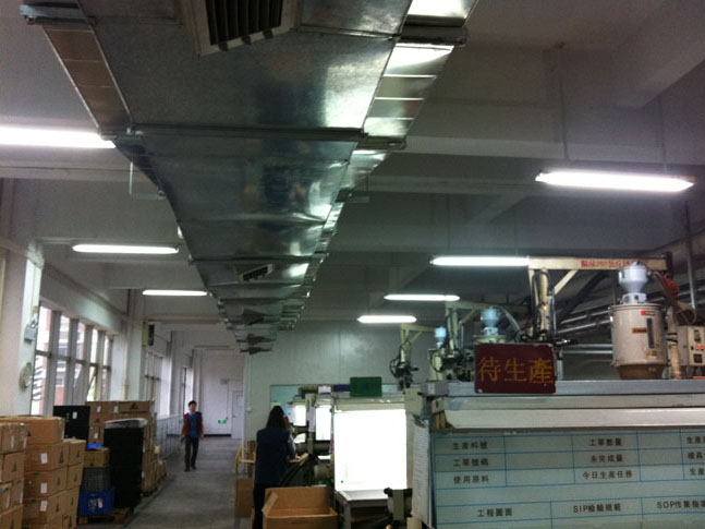 ���S(ch��ng)܇(ch��)�gͨ�L(f��ng)�ܵ�