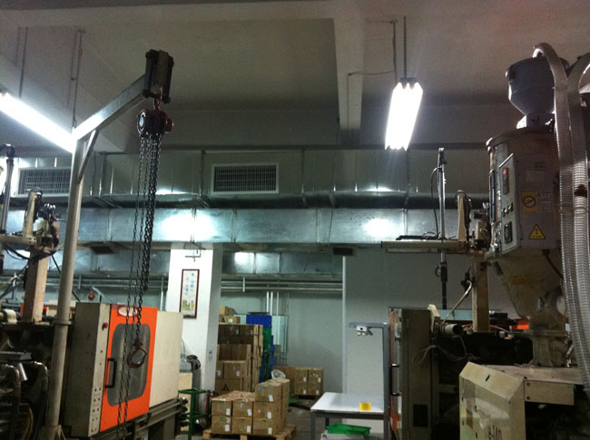 ���S(ch��ng)܇(ch��)�gͨ�L(f��ng)�ܵ�